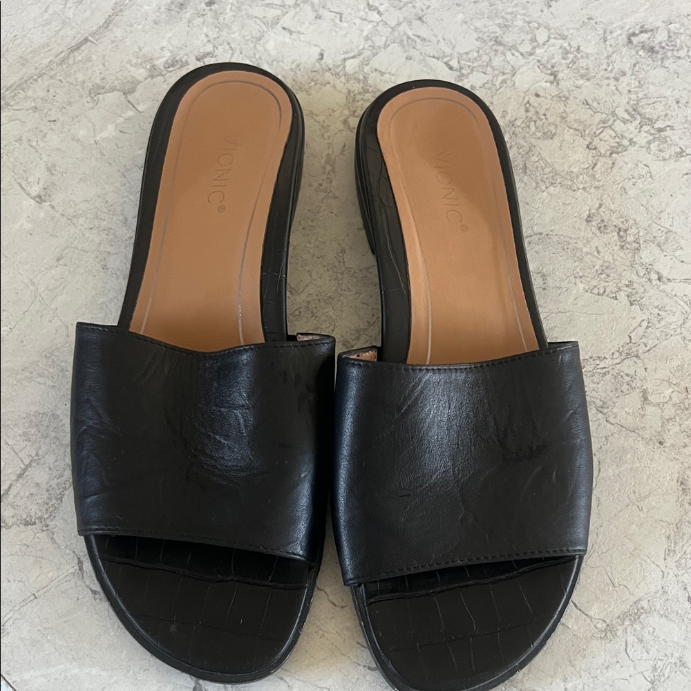 Vionic Black Leather Mules